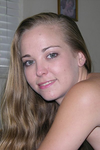 Abbie Cute Teen True Amateur Model