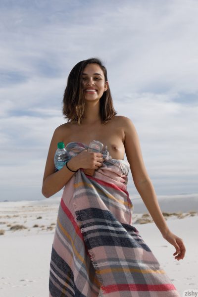 Alejandra Cobos White Sands Nude Zishy