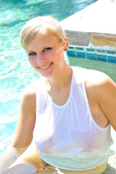 Alice FTV Poolside