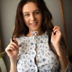 Alisa Amore Presenting Alisa Amore Met Art