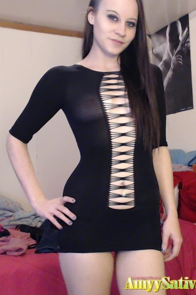 Amyy Sativa New Girl