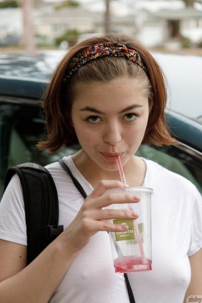 Aria Sky Some Honeybees Are From Space Zishy