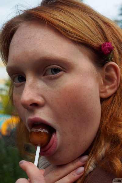 Arina Bik Sucker For Red Zishy