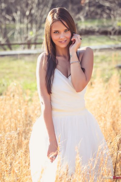 Bailey Knox Spring Time Selfies