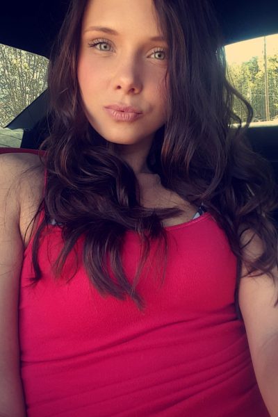 Bailey Knox Spring Time Selfies