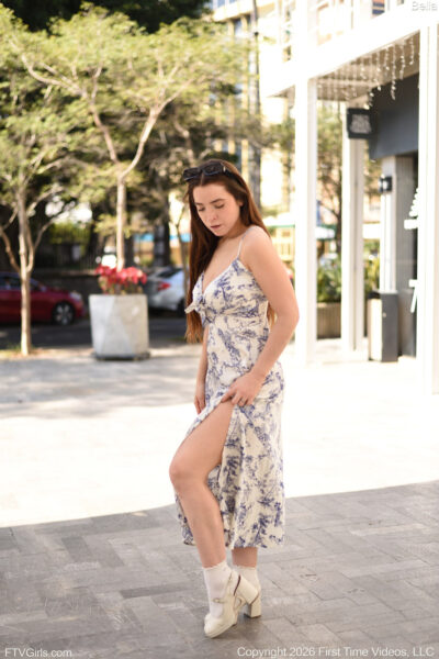 Bella Busty Flower FTV Girls