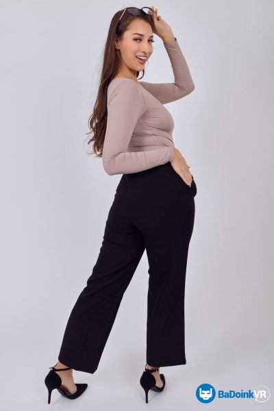 Bella Rolland Working Pro Boner BaDoinkVR