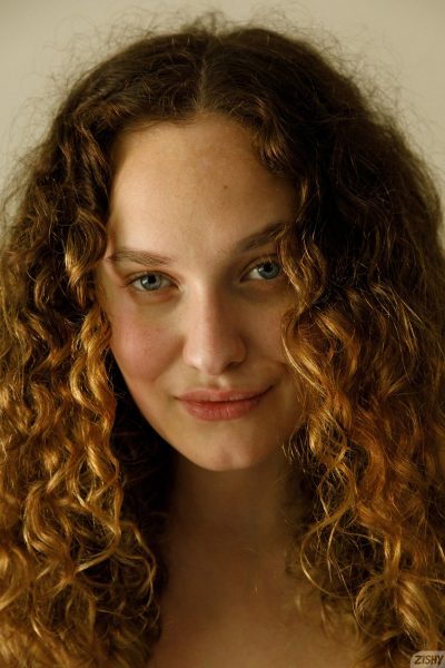 Carrie Barber Lots To Lift Zishy