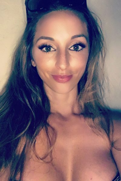 Courtney Shane Selfies Cam With Her