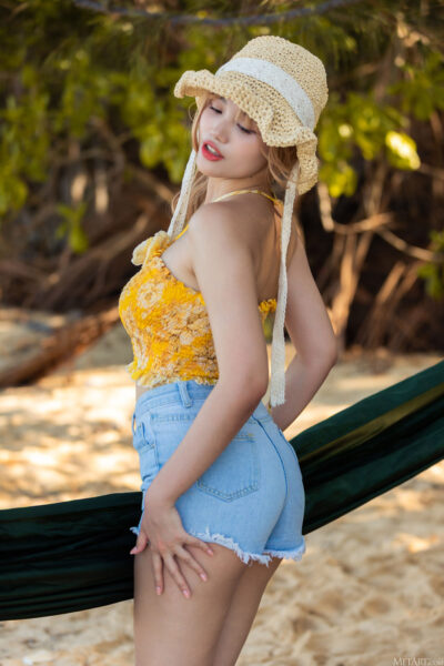 Danny Presenting Danny Met Art