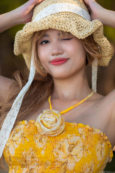 Danny Presenting Danny Met Art