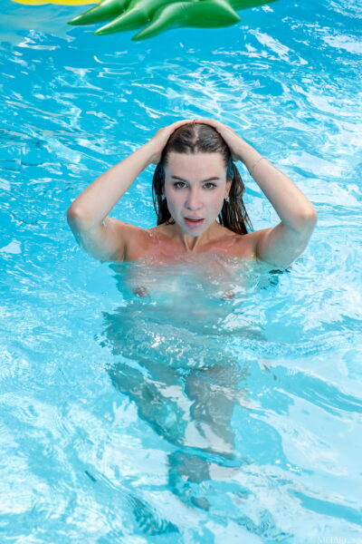 Dasha Brown Presenting Dasha Brown Met Art