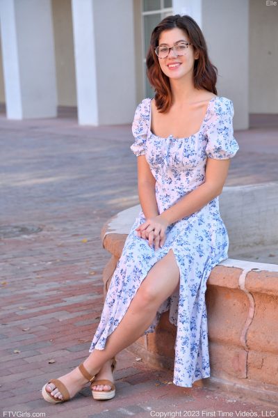 Elle Her Assets In Public FTV Girls