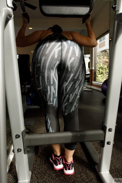 Eloisa Guerra Gym Leggings Zishy