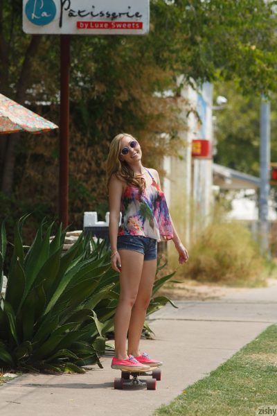 Ember Volland For Landyachtz Zishy