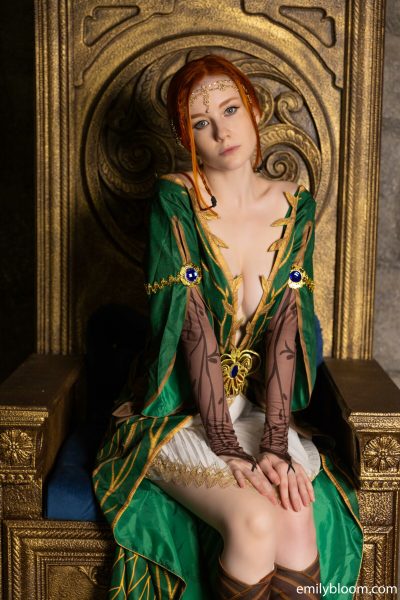 Emily Bloom Triss