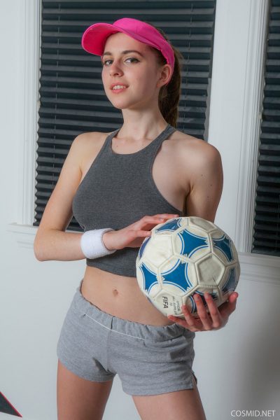 Eva Green Nude Workout Cosmid