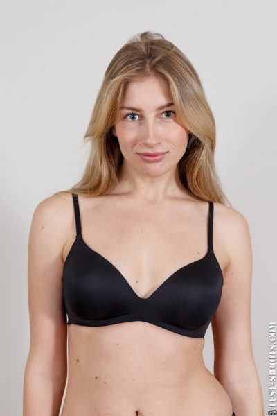 Ewa Sexy Accountant Test Shoots