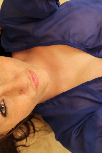 Freckles 18 Sheer Blue