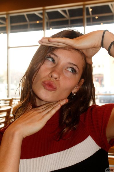 Gaby Mueller Pad Thai Zishy