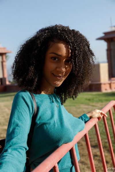 Georgia Ames Perky Nudes Zishy