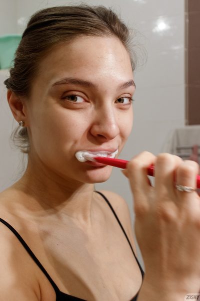 Hanna Nasochi Brings Life Zishy