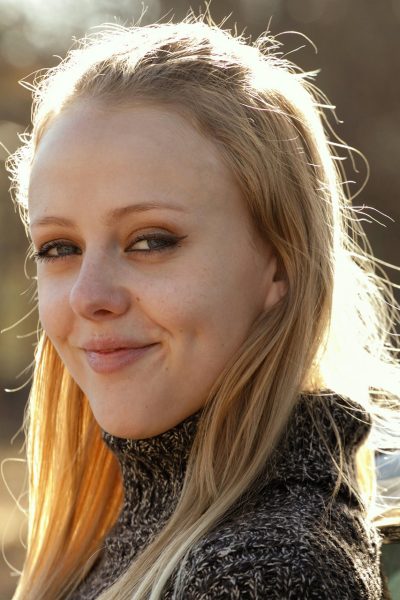 Helen Bergstrom Complicated Apes Zishy