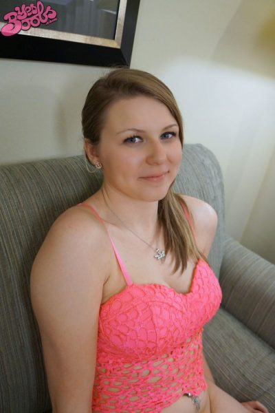 Holly Blue Yes Boobs Newcomer