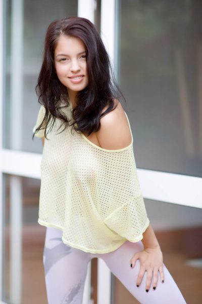 Inez Puffy Nipples Wow Girls