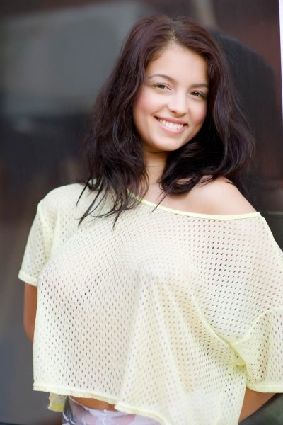 Inez Puffy Nipples Wow Girls