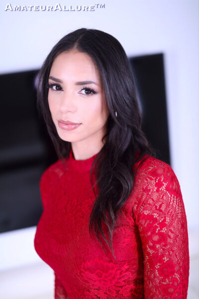 Jazmin Black Amateur Allure