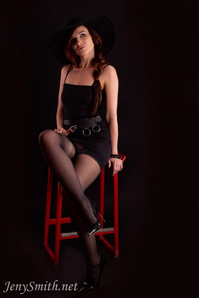 Jeny Smith Hat Try On