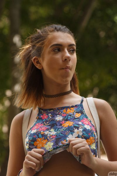 Jocelyn Kelly Mall Rat Zishy