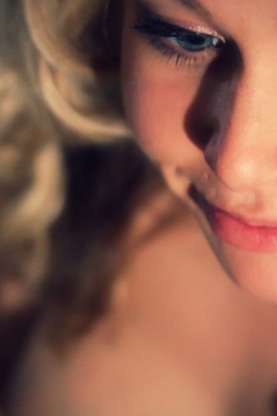 Kate Winn Nude Screencaps