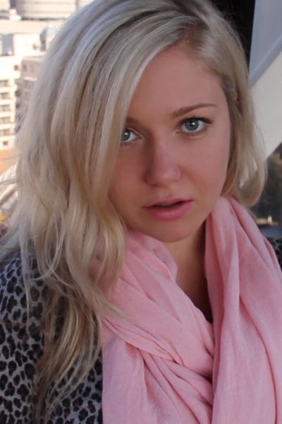 Kate Winn Pussy Play in Public