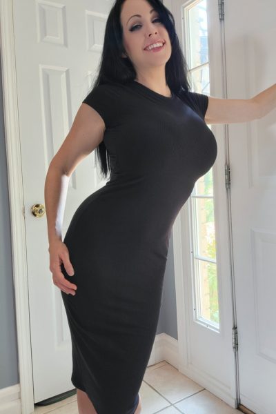 Kayla Kiss Tight Black Dress