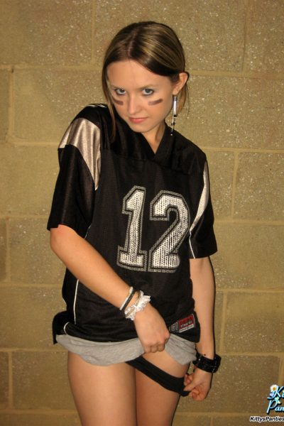 Kittys Panties Football