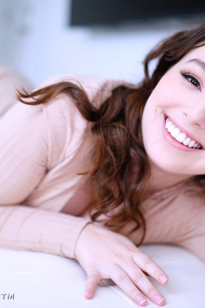 Leana Lovings Amateur Allure