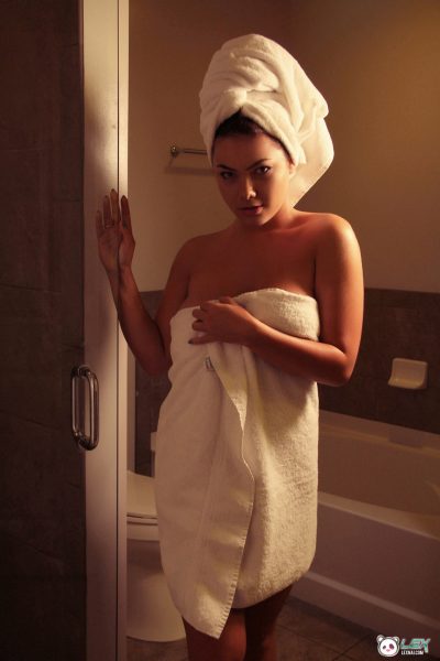Lex Nai Two Towels