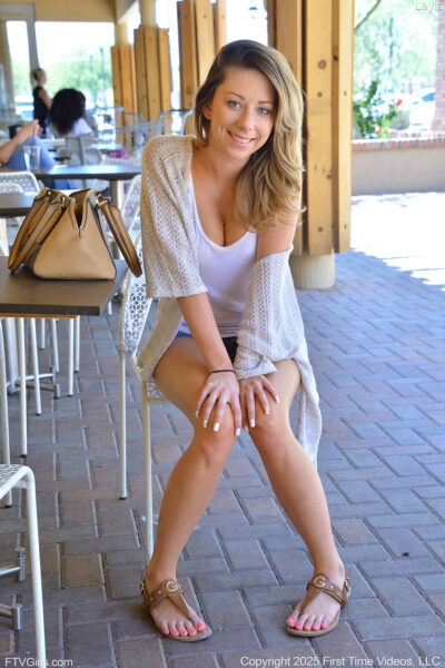 Leyla Flashing In Public FTV Girls