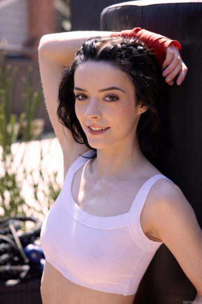 Lilly Redd Presenting Lilly Redd 1 Met Art