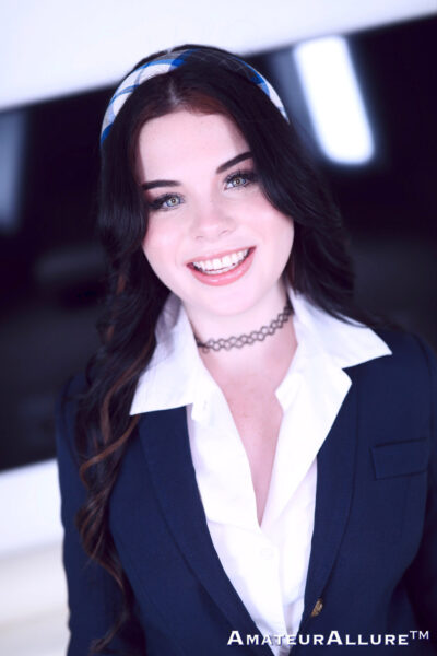 Lola Valentine Fresh Faced Amateur Allure