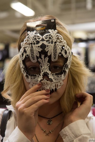 Madison Sage Halloween Cream Zishy