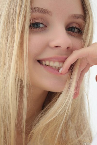 Mila Amour Nude Met Art