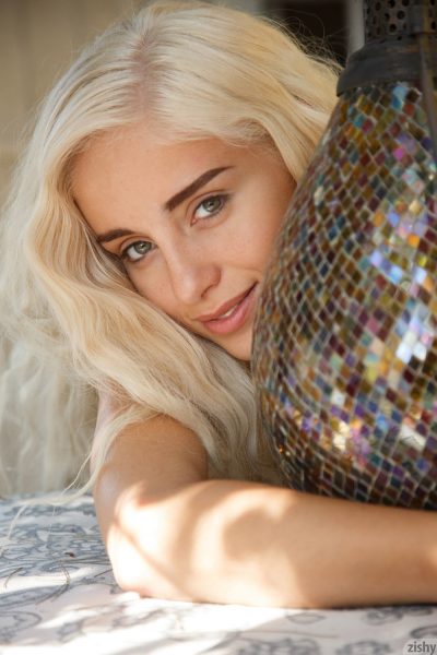 Naomi Woods Almost Caught Zishy