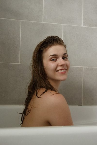 Natalie Austin Nude Bath Zishy