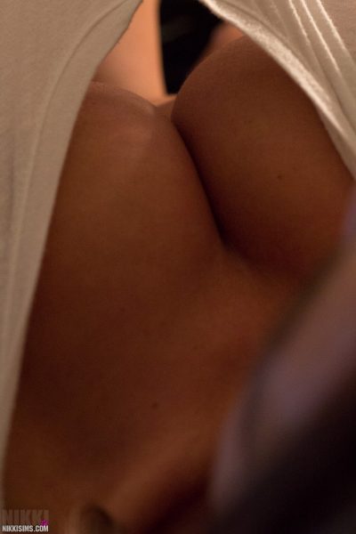 Nikki Sims Upclose In Bed