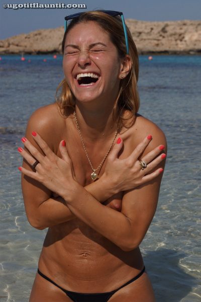 Nikola Round Booty Bikini Flaunt It