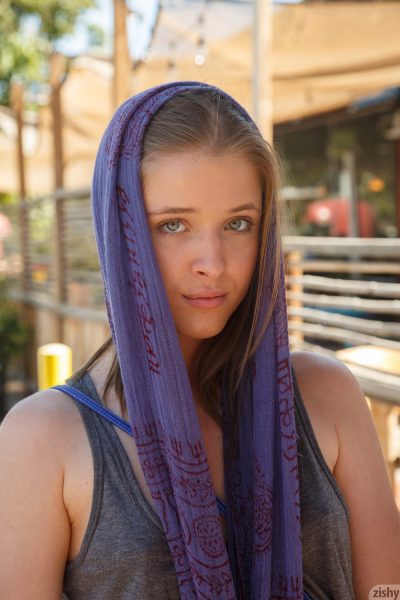 Nolwenn Glass Eat Well Live Naked Zishy