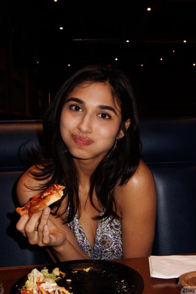 Reina Rae Girls and Pizza Zishy